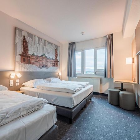 B&B Hotel Раштатт Экстерьер фото