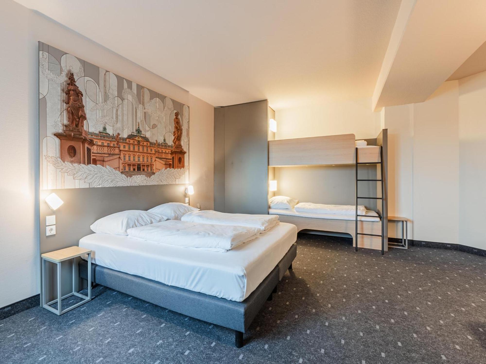 B&B Hotel Раштатт Экстерьер фото